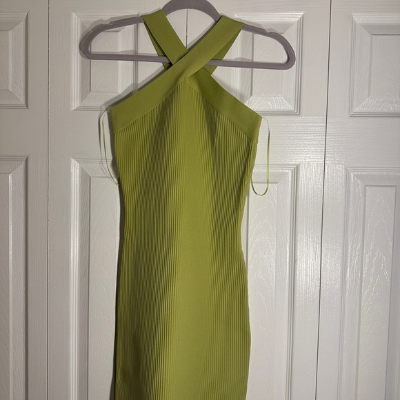 Sincerely Jules Lime Backless Dress - Picture 1 of 3